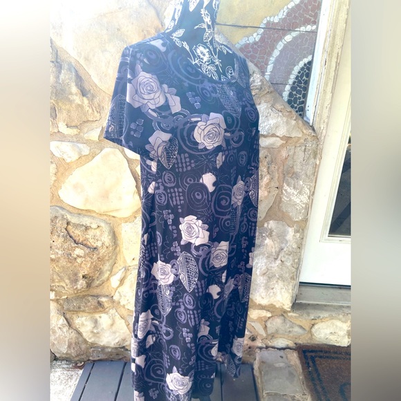 Lularoe Carly Dress Size Medium M - Black and Gray - Picture 2 of 5